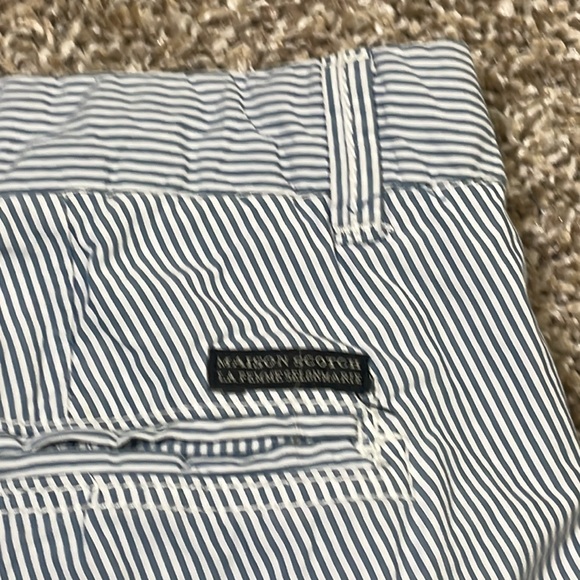 Maison Scott Blue and White Shorts NWOT - Picture 7 of 7